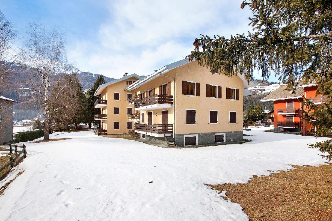 Condominio Solena Bormio Eksteriør billede