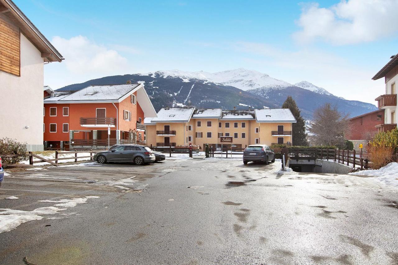 Condominio Solena Bormio Eksteriør billede